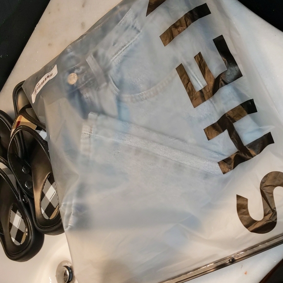 Shein Brand New High Waist Straight Leg Jeans Size 2 - Picture 12 of 12